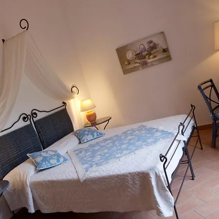 Ξενοδοχείο Gallo Nero 3*