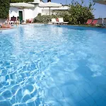 Gallo Nero Hotel SantʼAndrea